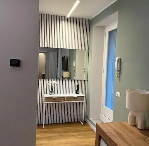 Apartament The Captain's Zephyr- Center Leonardo Academy