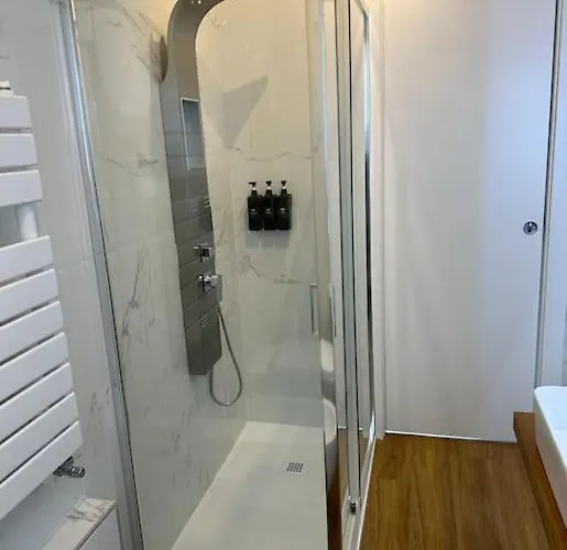 The Captain's Zephyr- Center Leonardo Academy *