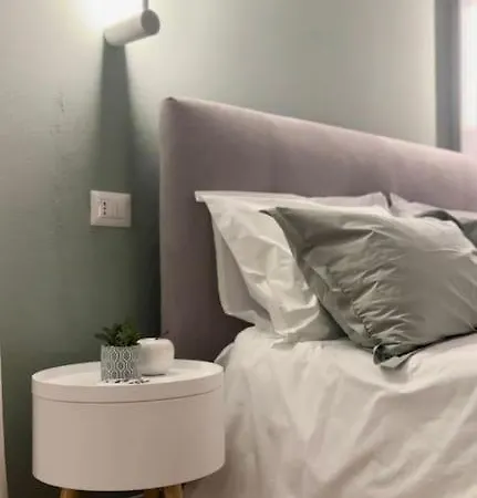 The Captain's Zephyr- Center Leonardo Academy Sesto Calende